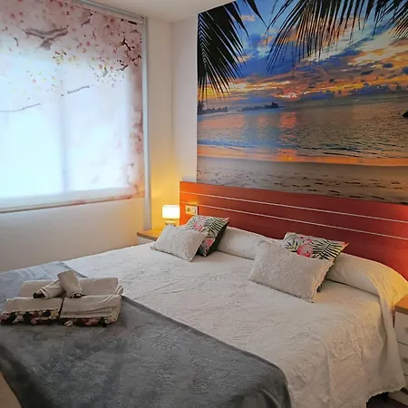 Martin Y Rose En Apartamento *